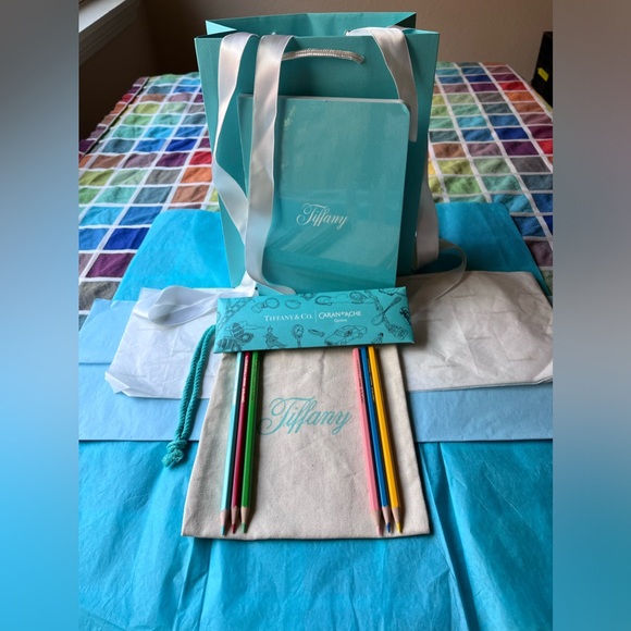 ✏️ TIFFANY & CO. X CARAN D’ACHE PENCILS & NOTEBOOK & POUCH BUNDLE ✏️ NWT ✏️ - Picture 3 of 16